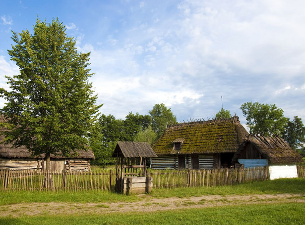 Burmistrzowie kładą rękę na ziemi i uzdrowiskach