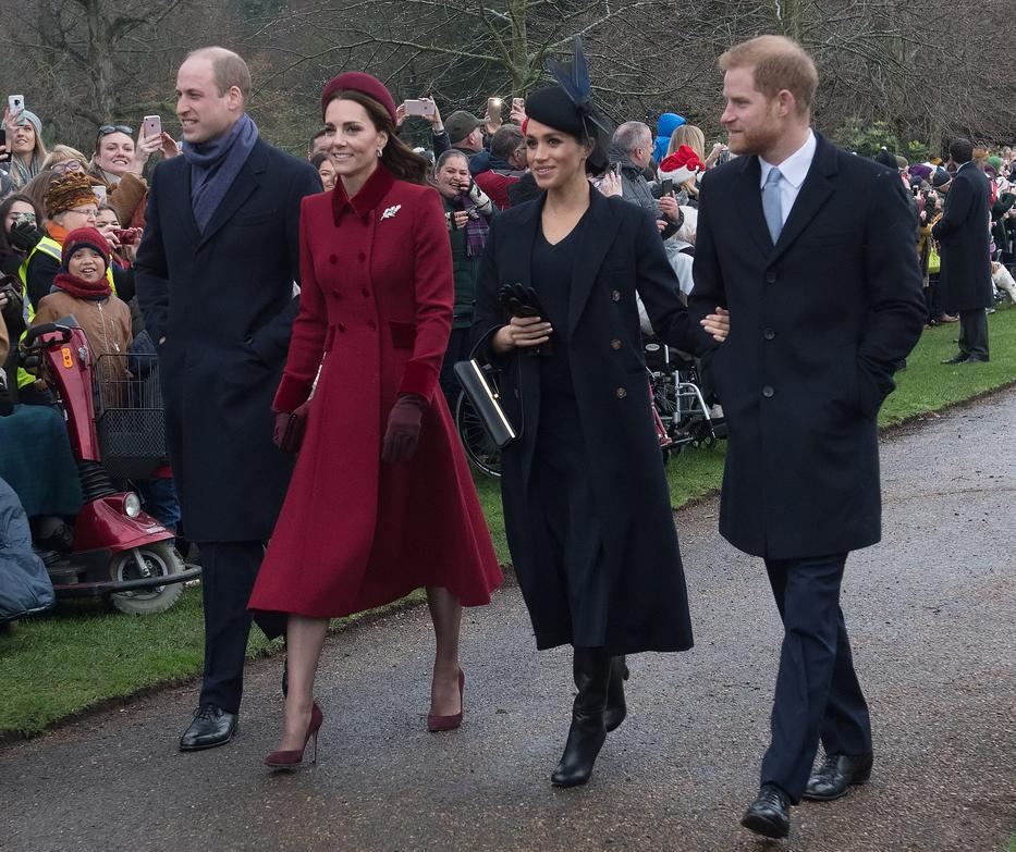 Vilmos (balról), Katalin,
Meghan és Harry együtt
ment el a hagyományos
karácsonyi misére /Fotó: Profmedia-Red Dot