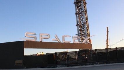 Najdroższy debiut w historii? SpaceX chce narzucić warunki i ustala cenę IPO