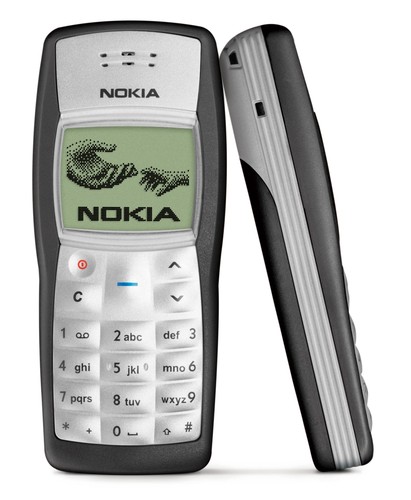 <b>2003 – 200 milionów</b>
<br><br>
Swoją premierą ma Nokia 1100.  Urządzenie sprzedaje się na świecie w ponad 200 milionach egzemplarzy, co czyni go najlepiej sprzedającym się telefonem komórkowym w historii. W tym samym roku na rynku pojawia się N-Gage – połączenie telefonu komórkowego i przenośnej konsoli do gier. Jest to jedna z największych rynkowych klap w historii fińskiego koncernu.