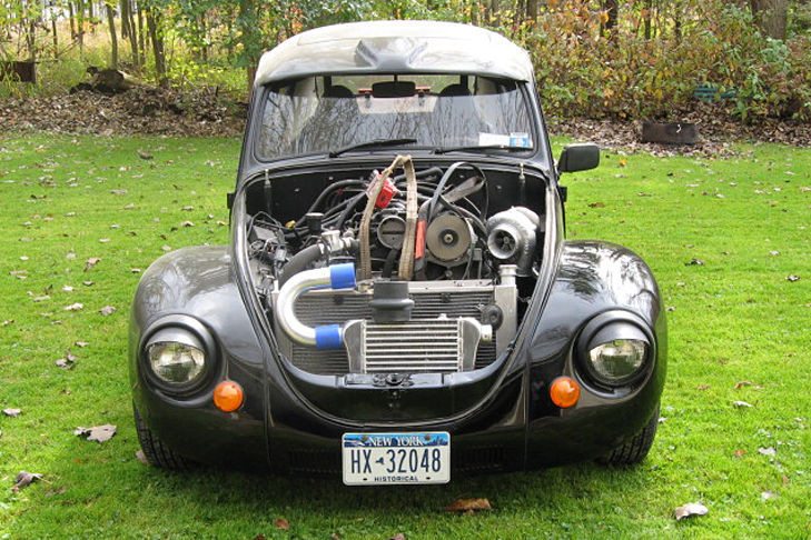 VW Garbus napędzany silnikiem V8 