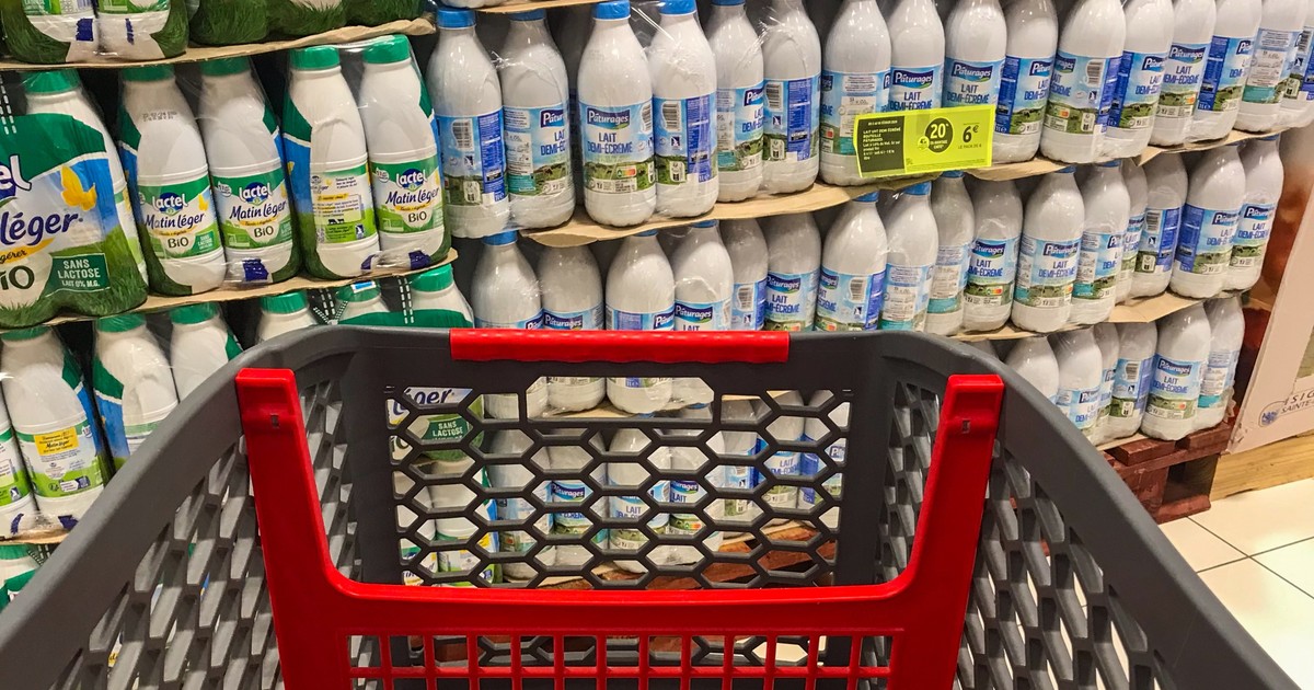 Besokalltak a tejtermelők: amíg nem fizet többet a Spar, nem szállítanak nekik