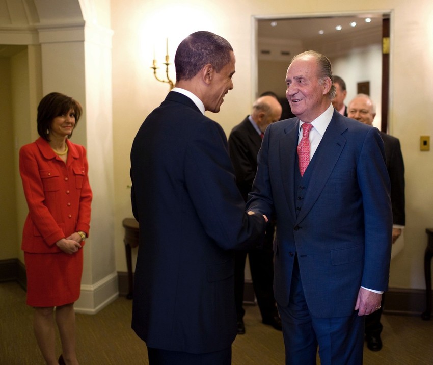 Kaprisija Penavić Maršal (levo) bila je šef protokola Bele kuće