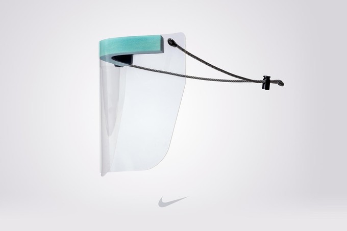 Cipők helyett arcpajzsot gyárt a Nike