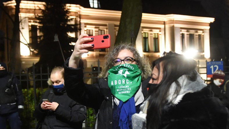 Ginekolog o słowach Lempart: Zrzucanie winy na lekarzy ...