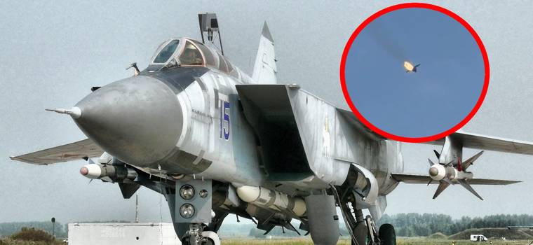 Rosyjski MiG-31 zapalił się w powietrzu, a potem runął na ziemię [WIDEO]