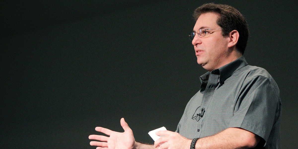 Kevin Mitnick uważa, że dzisiaj hakerzy polują na mobile. Jego historia pokazuje, że często od nas samych zależy, czy padniemy ofiarą ataku