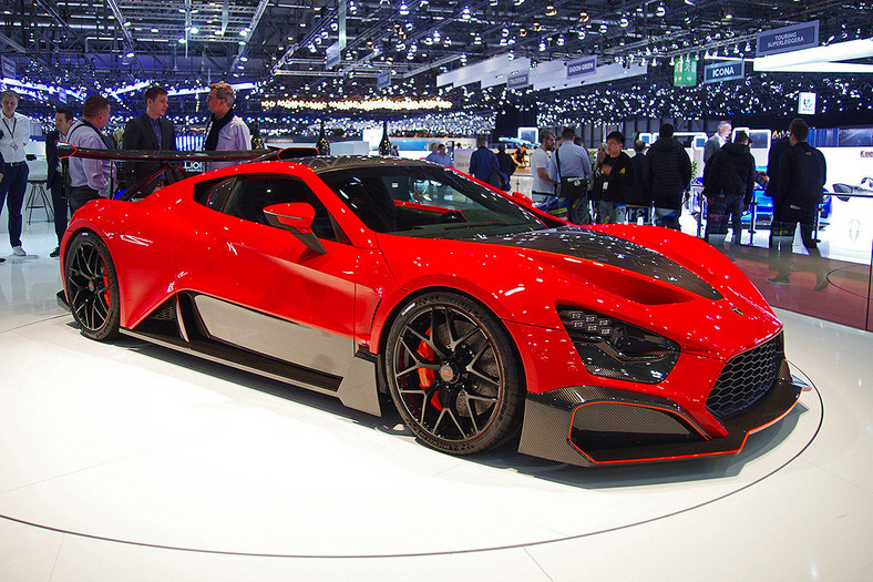 1194 KM - Zenvo TSR-S