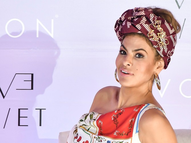 Ko bi rekao da Eva Mendes ima 48? 