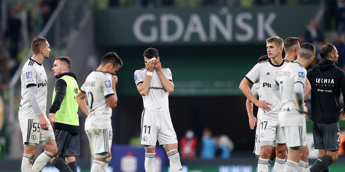 Pilka nozna. PKO Ekstraklasa. Lechia Gdansk - Legia Warszawa. 03.10.2021