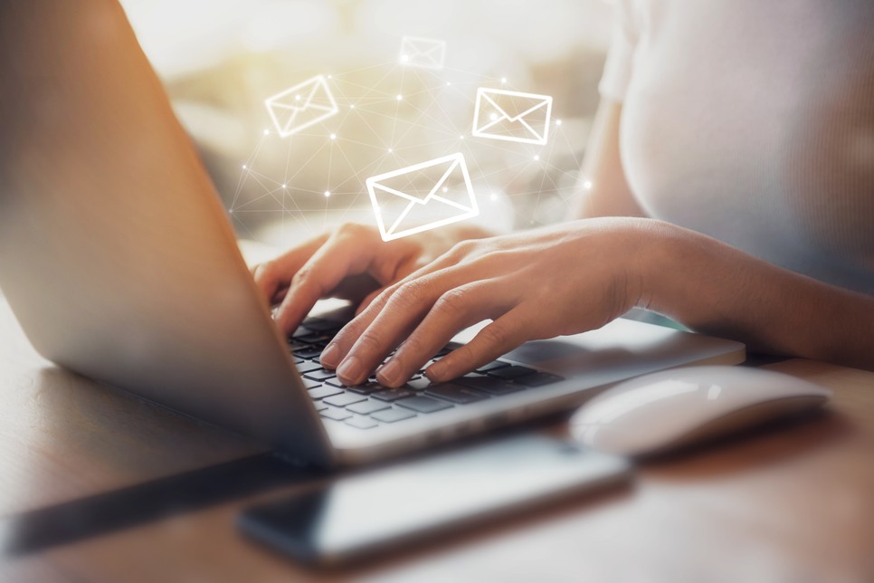 A karriered előrehaladásában sokat jelent, ha online is tökéletesen tudsz viselkedni