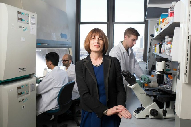 Gordana Vunjak Novakovic u laboratoriji