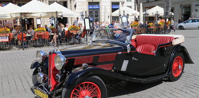 Zabytkowe auta przyjadą na rynek