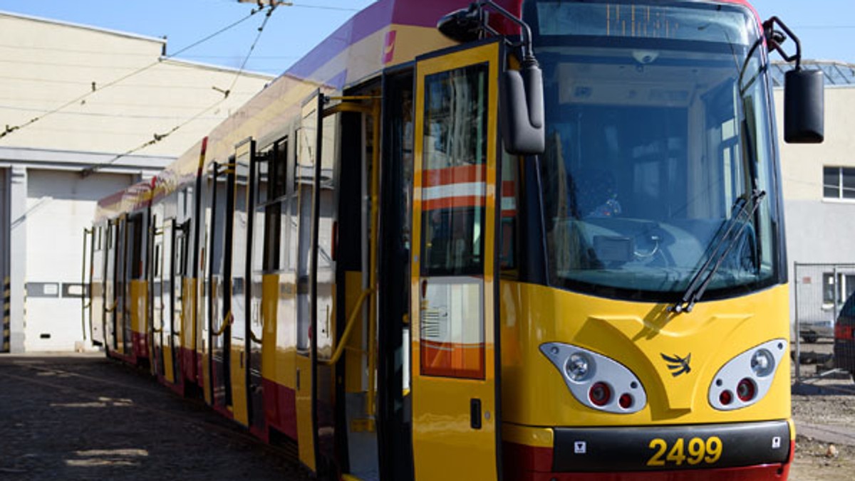 Dwa przebudowywane przystanki na rogu Kościuszki i Struga właśnie zostały oddane do użytku. Perony zostały dwukrotnie wydłużone, tak by jednocześnie mogły się na nich zatrzymać dwa tramwaje.