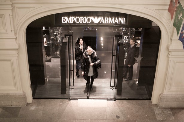 Butik Emporio Armani w jednej z moskiewskich galerii handlowych.