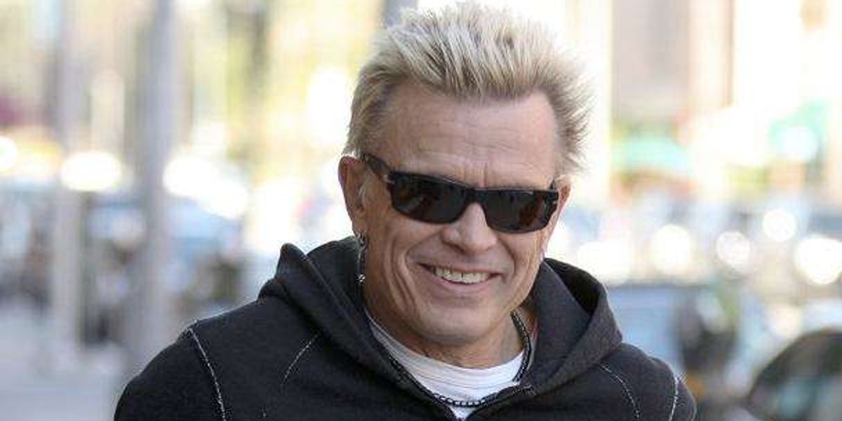 Billy Idol już po operacji!