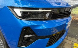 Opel ujawnił nowe logo. Niemiecka rewolucja wjeżdża na drogi