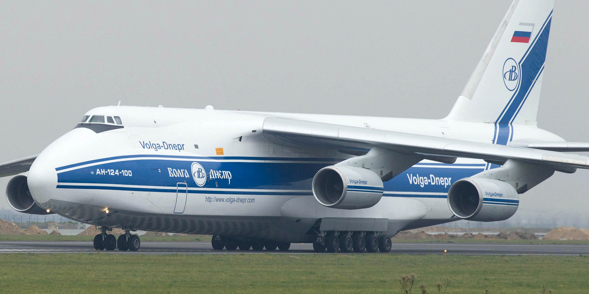 Samolot AN-124 Rusłan