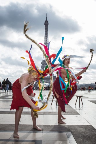 Protest Femen w Paryżu