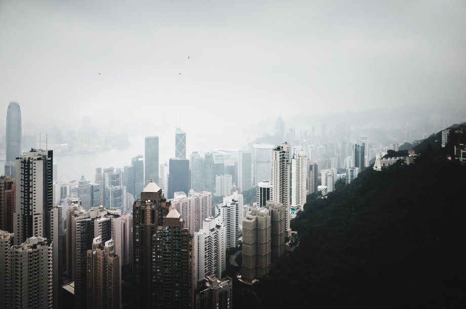 23. Hongkong – Co prawda Hongkong nie jest uznawany za niepodległe państwo przez Organizację Narodów Zjednoczonych, ale pojawia się on w rankingu Prosperity Index. I radzi sobie w nim całkiem nieźle. Hongkong ma 4. na świecie środowisko biznesowe.