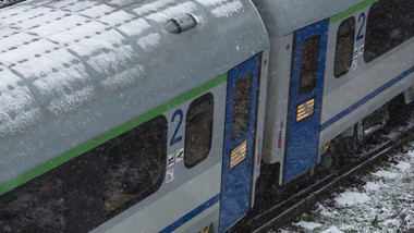 180 pasażerów pociągu do gdyni utknęło na ponad dwie godziny. nowe informacje