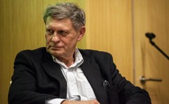 'Czerpie perwersyjną przyjemność z perwersyjnych zachowań'. Balcerowicz ostro bije w szefów MSZ i MON