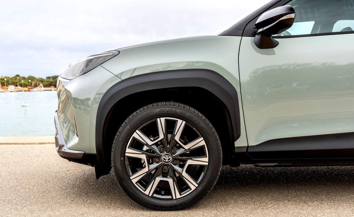 Toyota Yaris Cross to najtańszy SUV japońskiej marki w Polsce