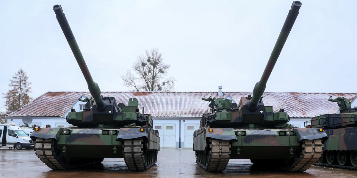 Przekazanie południowokoreanskich czołgów K2 żołnierzom Wojska Polskiego w Morągu. 9 grudnia 2022 r. 