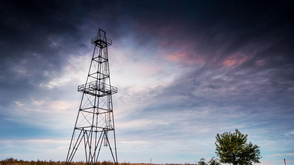 Polska energetyka stoi przed wielkimi wyzwaniami. Aby uniknąć pogorszenia się bezpieczeństwa energetycznego kraju i konkurencyjności gospodarki, trzeba wydobywać gaz z łupków - uważa wicepremier, minister gospodarki Janusz Piechociński.