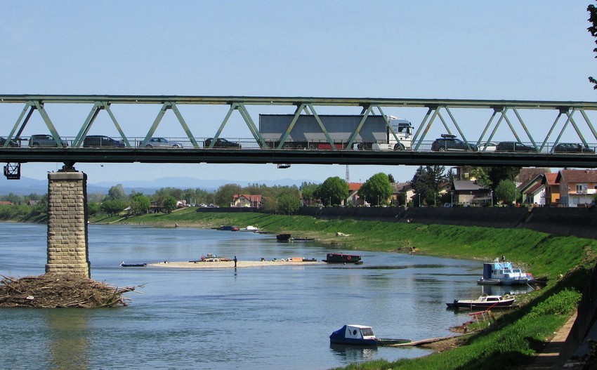 Most na Savi u Gradiški