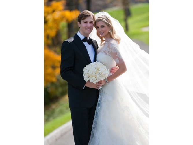 Najsłynniejsze suknie ślubne wszech czasów - Ivanka Trump, ślub z Jaredem Kushnerem.