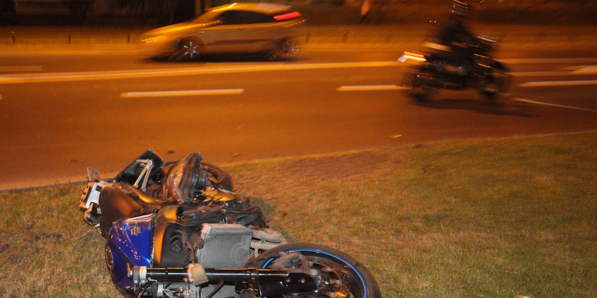 Wypadek motocyklisty w Warszawie.