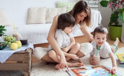 Deloitte: Gospodarka traci przez brak aktywności zawodowej kobiet