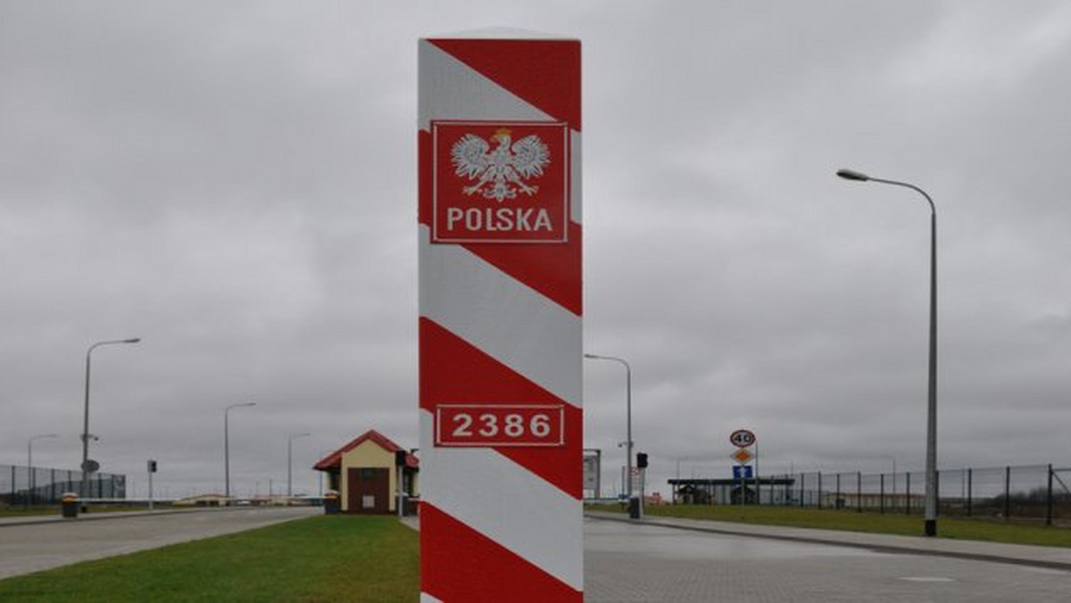 Jutro (7 grudnia br.) około godz. 11 odbędzie się oficjalne otwarcie nowego przejścia drogowego Grzechotki - Mamonowo II na granicy z Obwodem Kaliningradzkim. W spotkaniu weźmie udział podsekretarz stanu w MSWiA Piotr Stachańczyk.