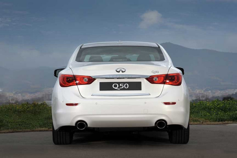 Jak jeździ Infiniti Q50?