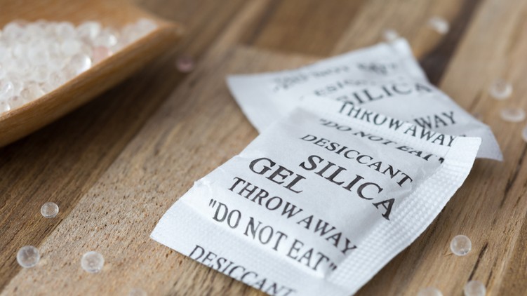 páramentesítő zacskó tasak szilikagél mire jó