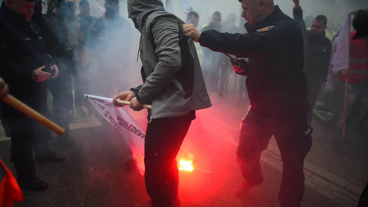 Warszawa 24.03.2023. Demonstracja górników ze związku zawodowego Sierpień 80