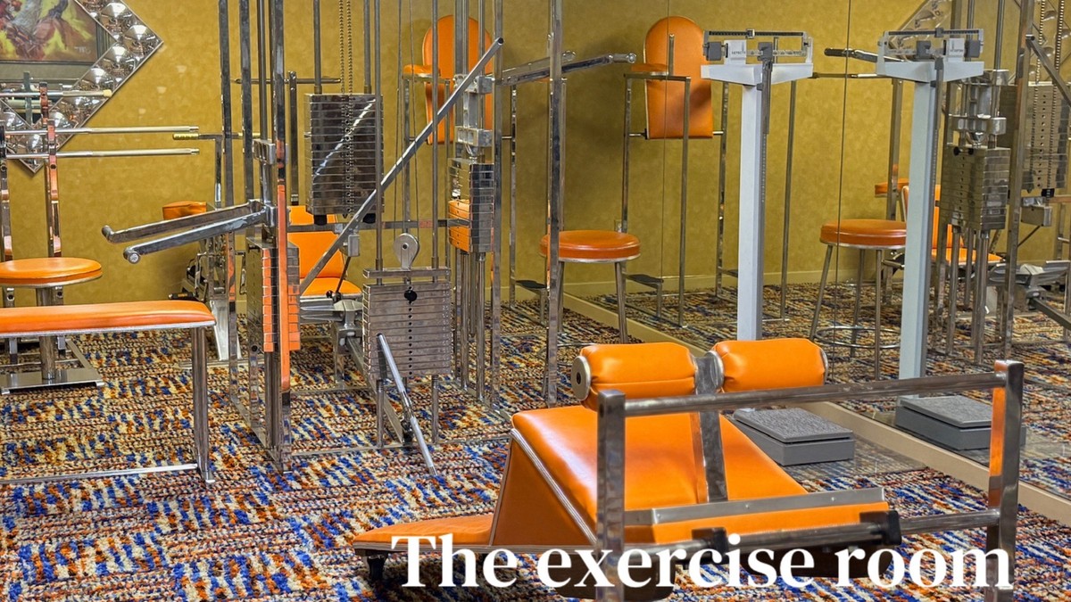 RETRO KUĆA IZ 70-IH ODUŠEVILA MILIONE Devojka pokazala dom bake i deke i vratila nas 60 godina u prošli vek: 