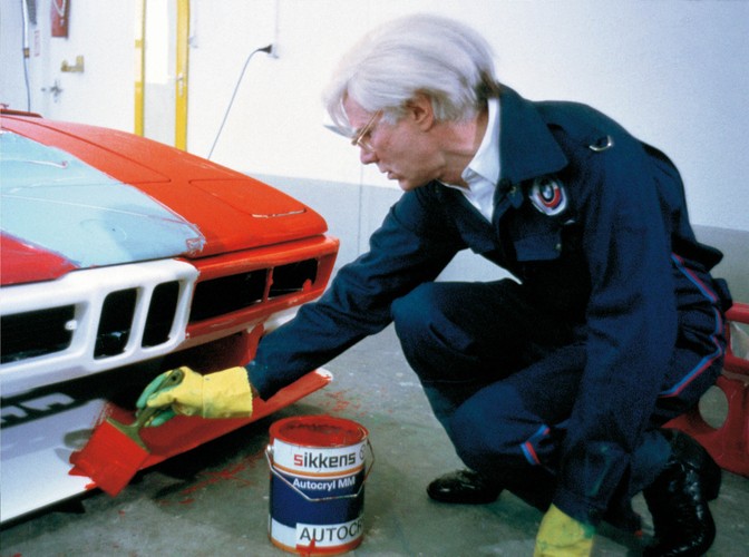 Sam Andy Warhol pomalował jedno z nich ...