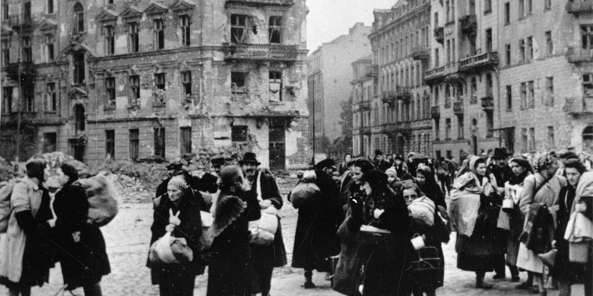 Polityka Sowiecka W Okupowanej Polsce Gdy zniknęła Warszawa, pozostali oni. Co stało się z powstańcami po