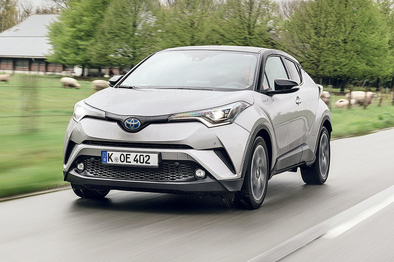 Miejsce 8: Toyota C-HR Hybrid