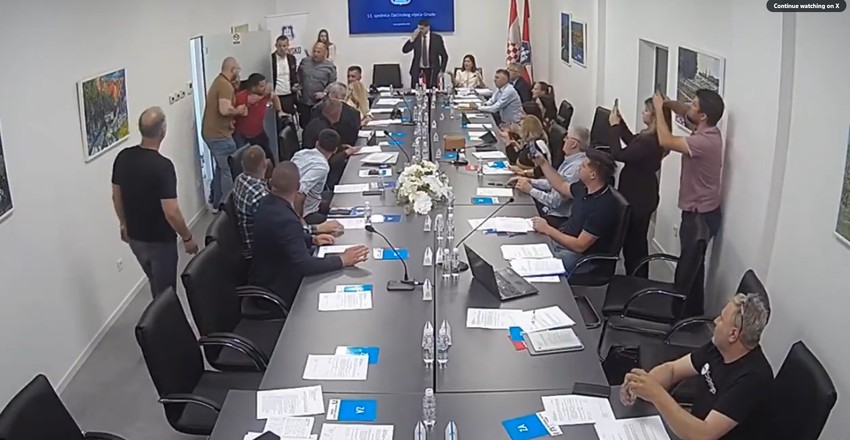 Haos u skupštini u BiH