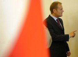 Tusk przeniósł fetę przez eurowybory