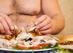 Objadłeś się i chcesz szybko „naprawić szkody”? Jest sposób