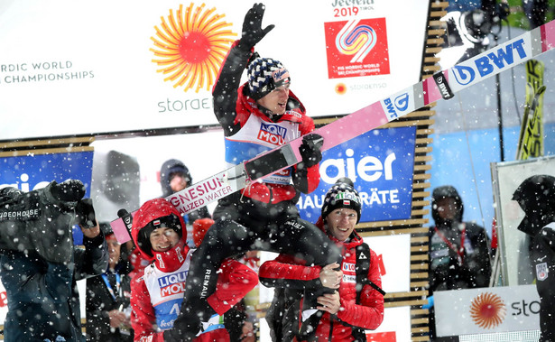 Dawid Kubacki, Kamil Stoch, Stefan Hula