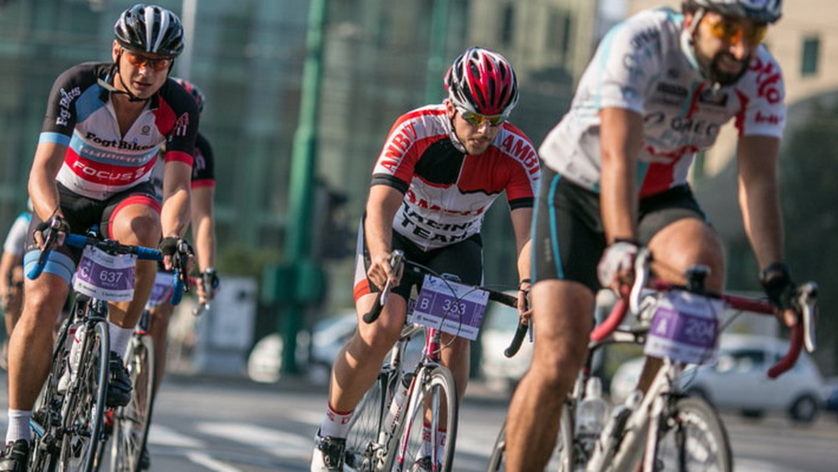 Pięć tysięcy rowerzystów przejedzie w niedzielę w ramach wyścigu kolarskim Poznań Bike Challenge. Z utrudnieniami będą musieli liczyć się kierowcy i pasażerowie MPK.