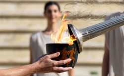 Tokio: Sztafeta z ogniem olimpijskim pod specjalnym nadzorem