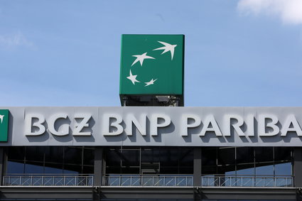 KE dała zielone światło dla przejęcia Raiffeisen Bank Polska przez BGŻ BNP Paribas