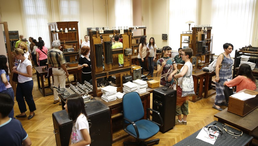 Stogodišnji kabineti na ETF-u