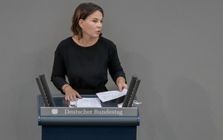 Baerbock: Nie należy długo zwlekać z decyzją o dostawie czołgów na Ukrainę